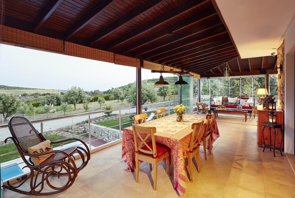 Maison d'hôtes L'Olivier à Alaçatı Extérieur photo